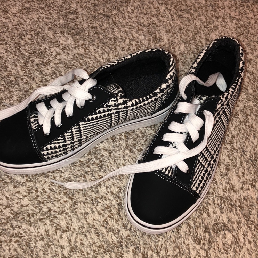 houndstooth sneakers